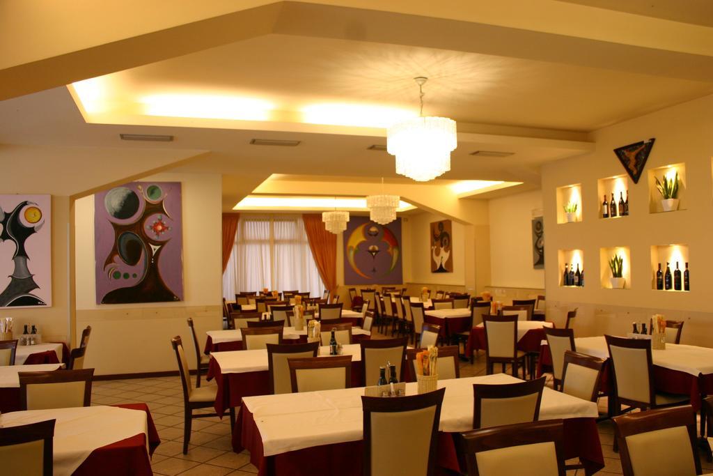 Hotel Moro Freoni San Pietro in Cariano Eksteriør billede